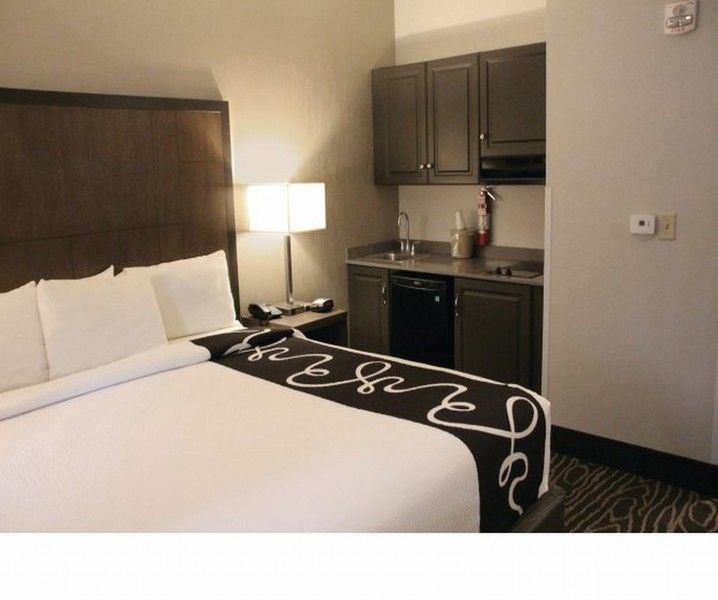 La Quinta By Wyndham Fairbanks Airport Hotell Eksteriør bilde